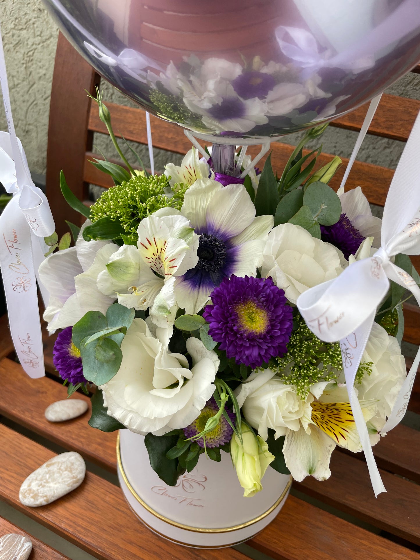 Flower balloon in purple